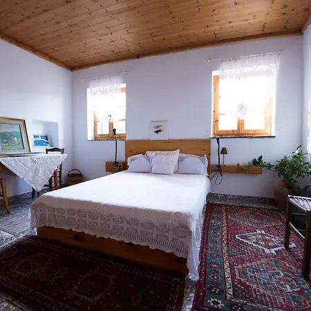 Nightingale Pelion Kalamaki