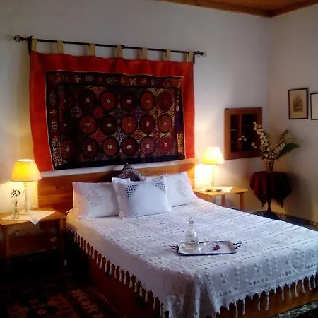 Nightingale Pelion Feriehus *