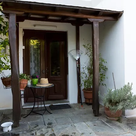 Nightingale Pelion 別荘 *